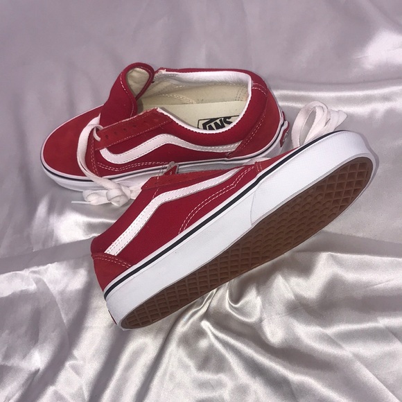 BIG RED - Picture 3 of 4